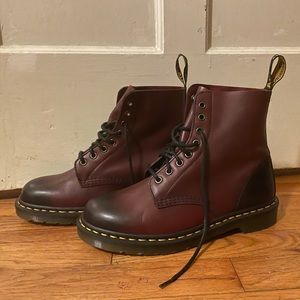 Dr Martens AirWair Pascal Cherry Red